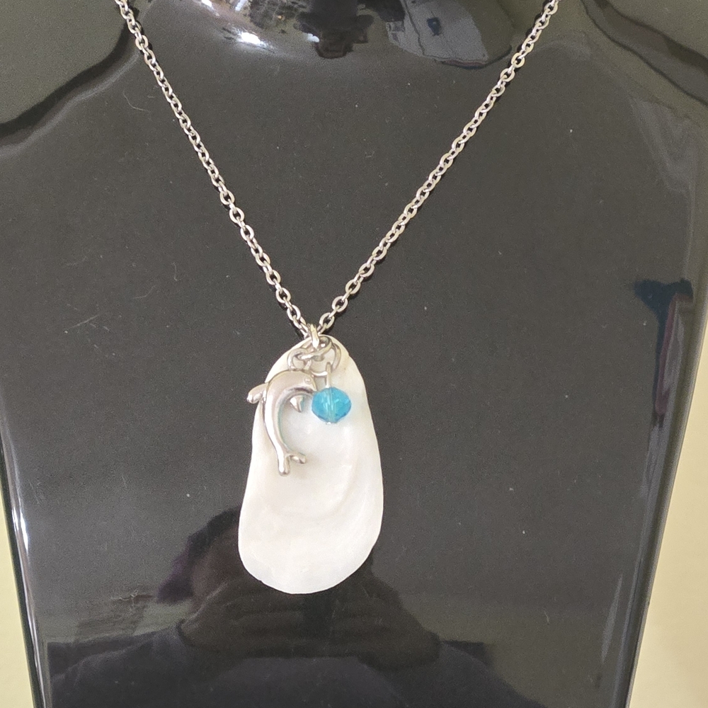 Elegant Silver Necklace with Blue Accent